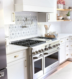 INTERNATIONAL KITCHENS