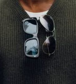 Sunglass Hut